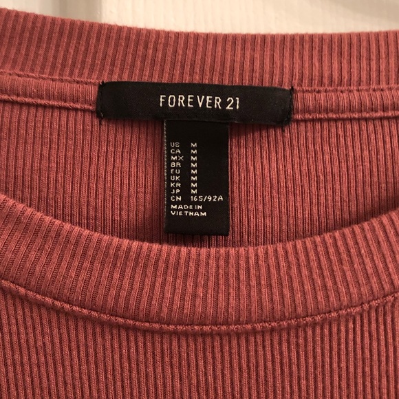 Forever 21 long sleeved lettuce edge top - Picture 2 of 2